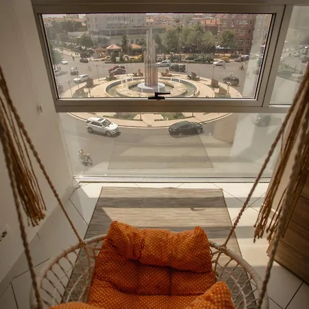 Apartment 446, Center *