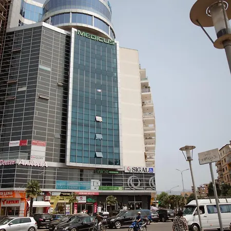 Апартаменты 446, Center *
